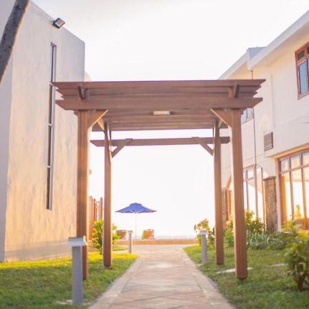 Gold Beach Resort Flic en Flac Экстерьер фото