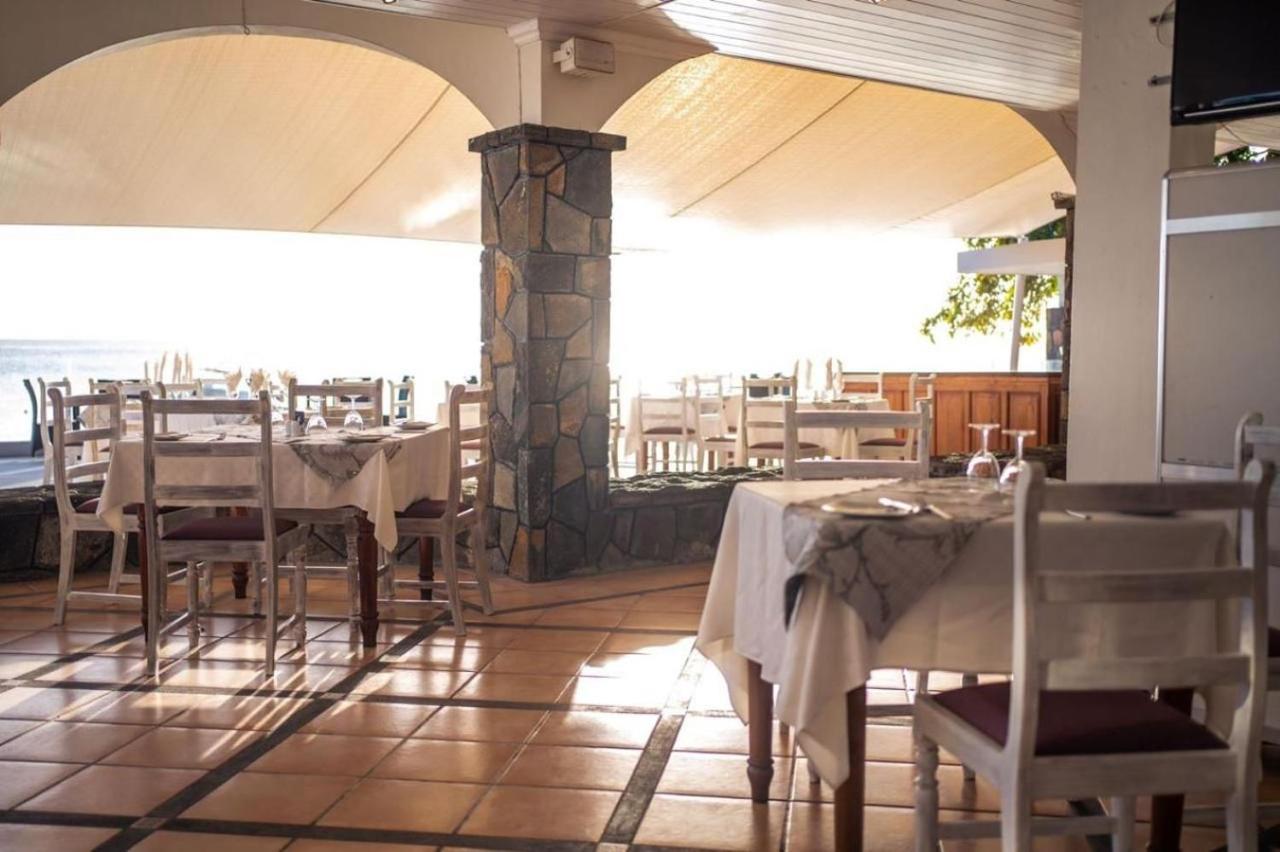 Gold Beach Resort Flic en Flac Экстерьер фото