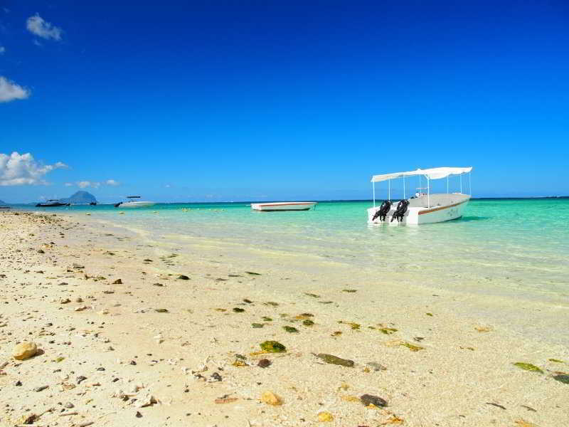 Gold Beach Resort Flic en Flac Экстерьер фото