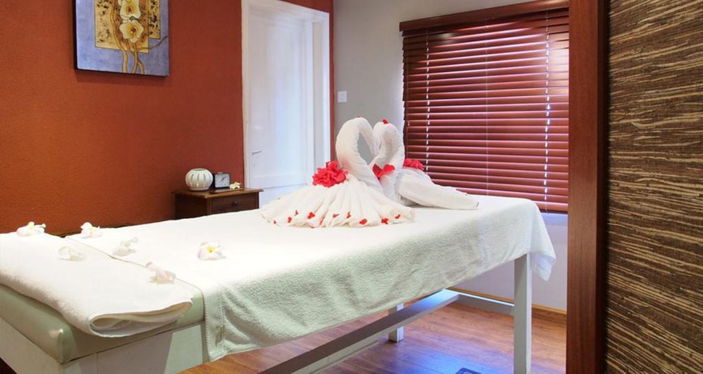 Gold Beach Resort Flic en Flac Экстерьер фото
